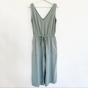 3/$25 GAP Sage Jumpsuit - Size Small
